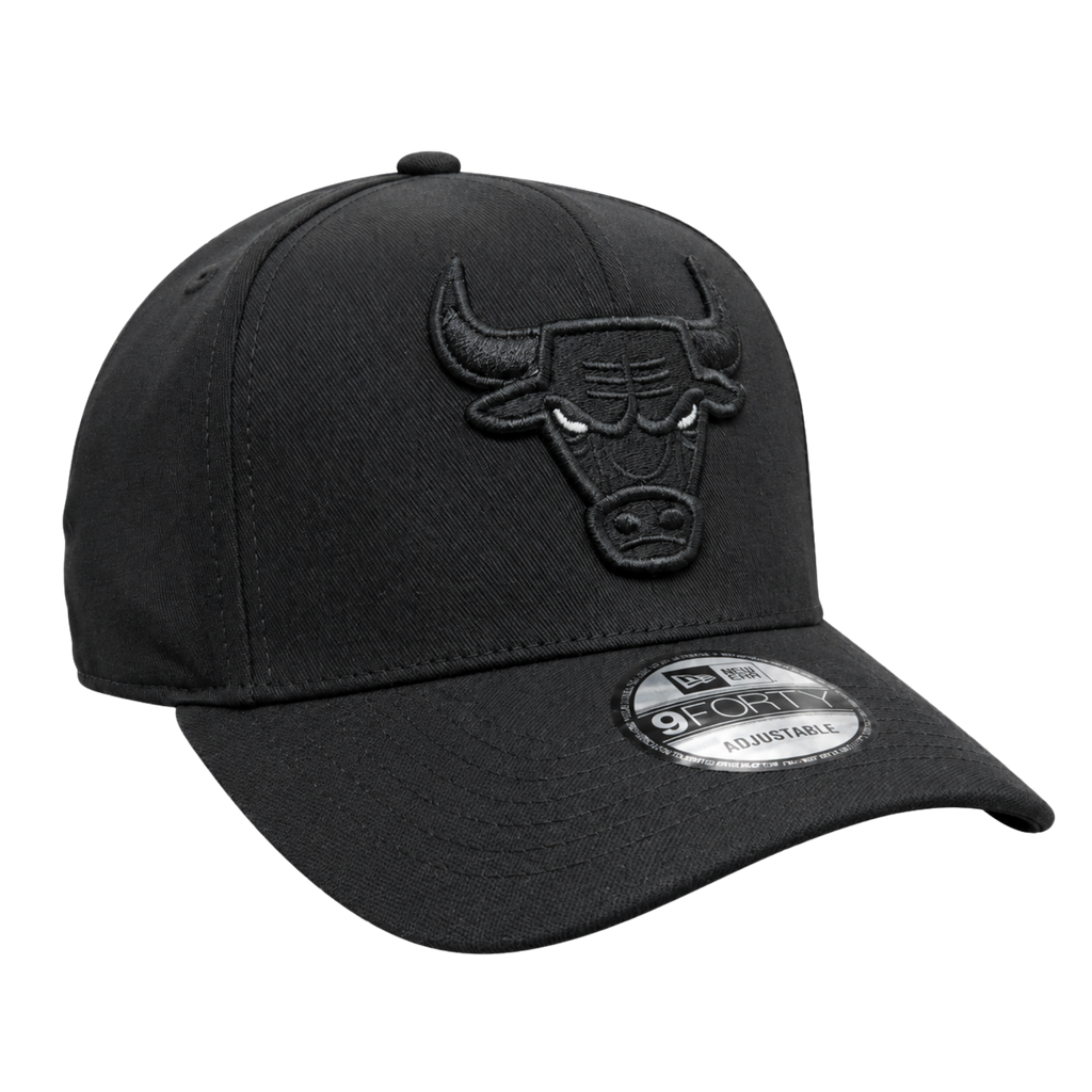 New Era 9FORTY Chicago Bulls – Black & White